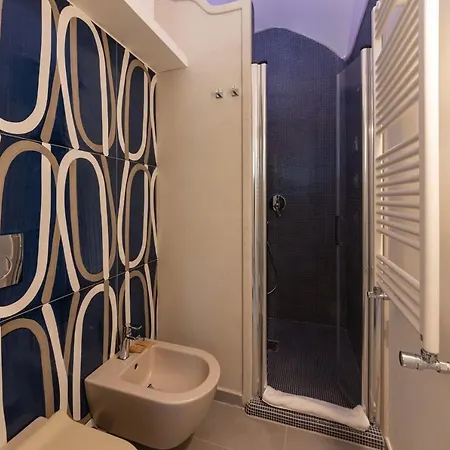 Insula Boutique 4*