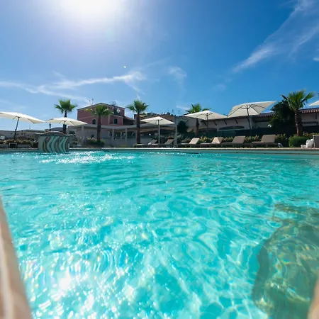 Hotel Insula Boutique 4*