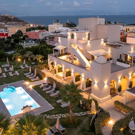 Insula Boutique Hotel