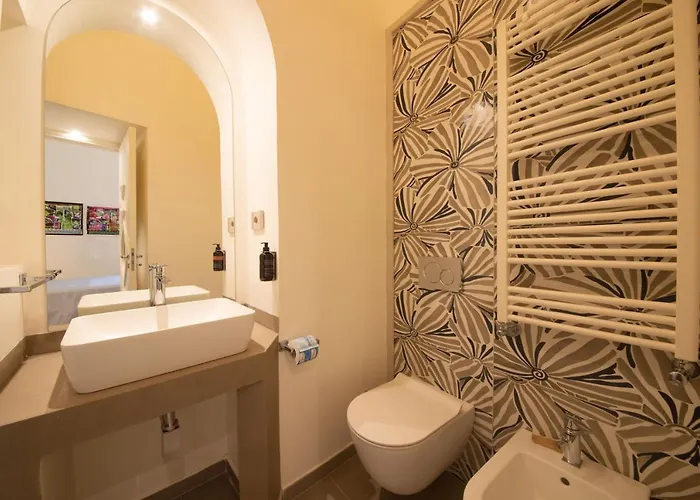 Insula Boutique Hotel 4*