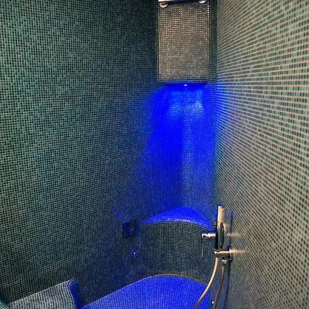 Insula Boutique Hotel 4*