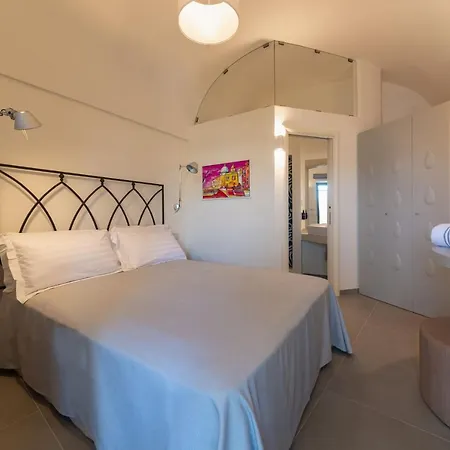 Insula Boutique Hotel