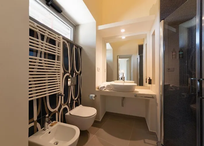 Insula Boutique Hotel 4*