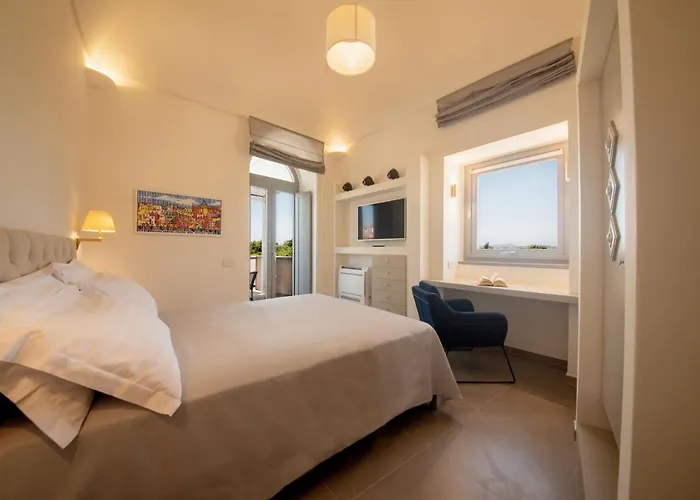 Insula Boutique Hotel